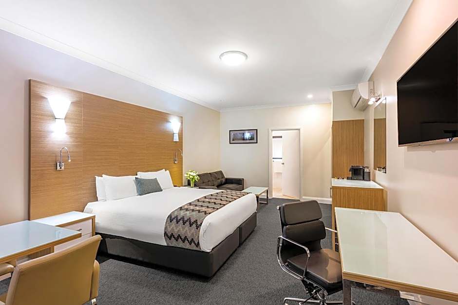 Mercure Goulburn