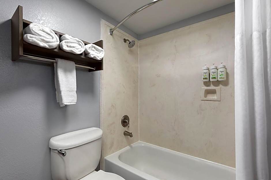 Baymont by Wyndham Moss Point/Pascagoula