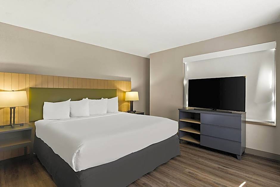 Country Inn & Suites by Radisson, Hinesville, GA
