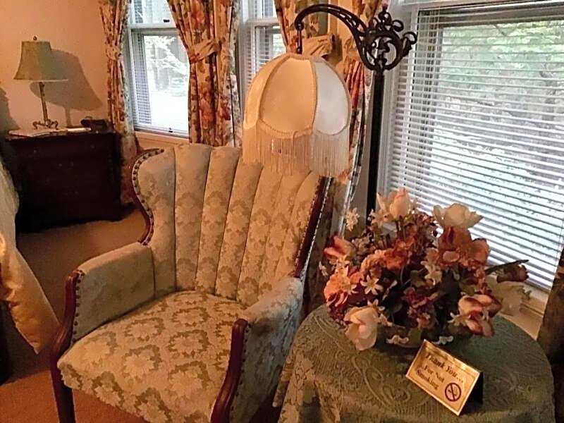 Brookview Manor Inn
