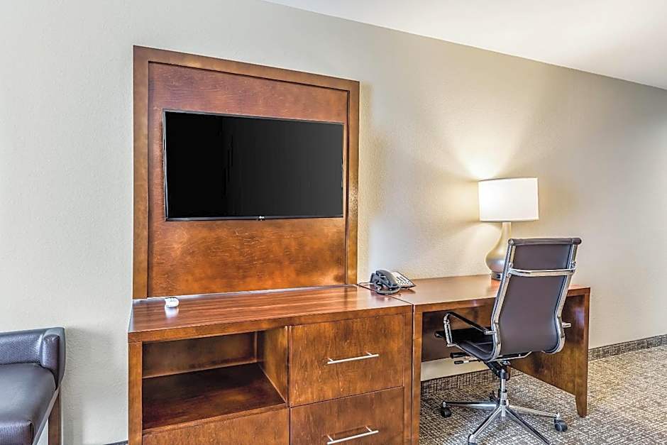Comfort Suites Channelview - Houston East