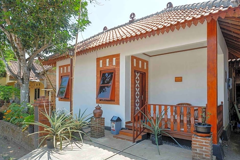 Roemah Beong Syariah at Desa Wisata Kembanglimus Mitra RedDoorz