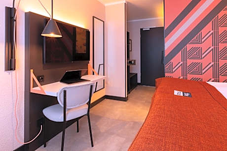 Premium Queen Room with sofa bed