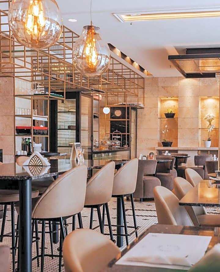 Hotel Ibis Pilar