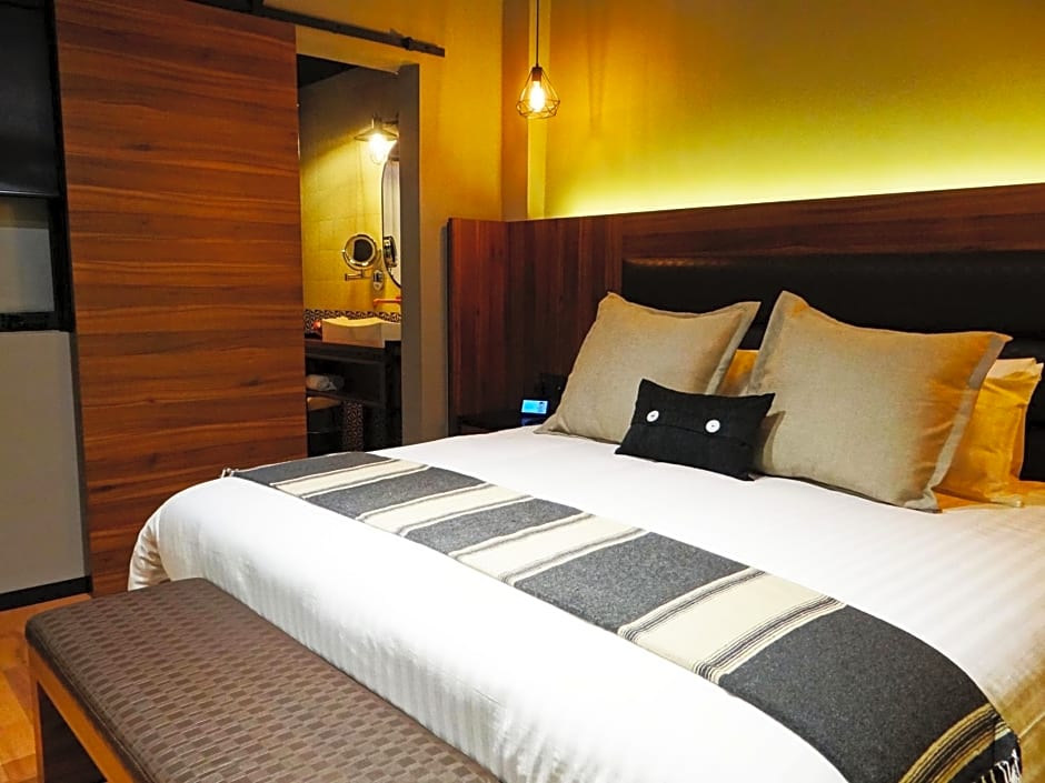 Cadillac Hotel Boutique