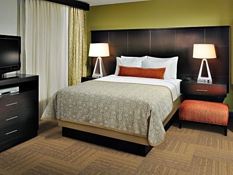King Studio Suite