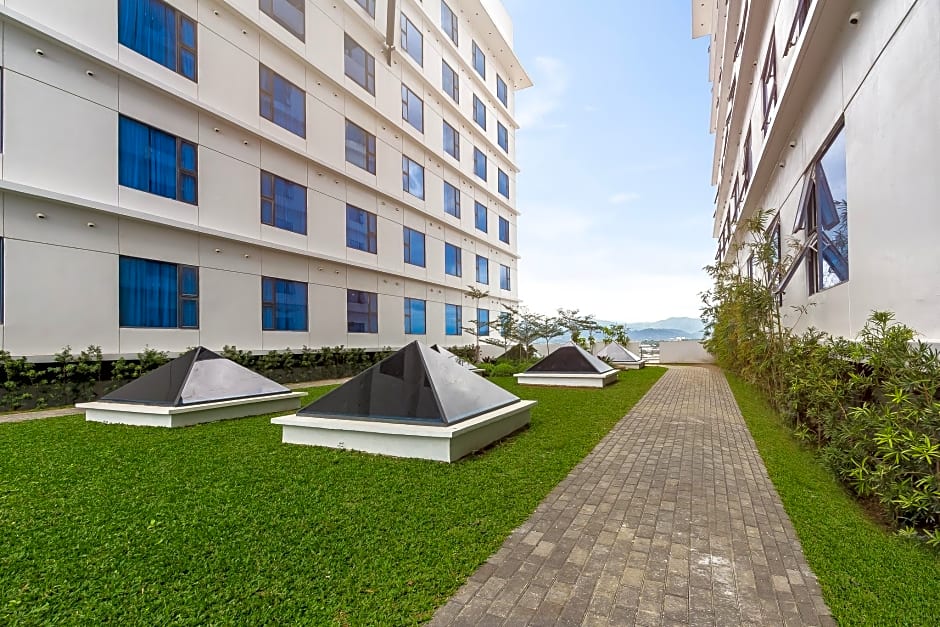 Maayo Hotel