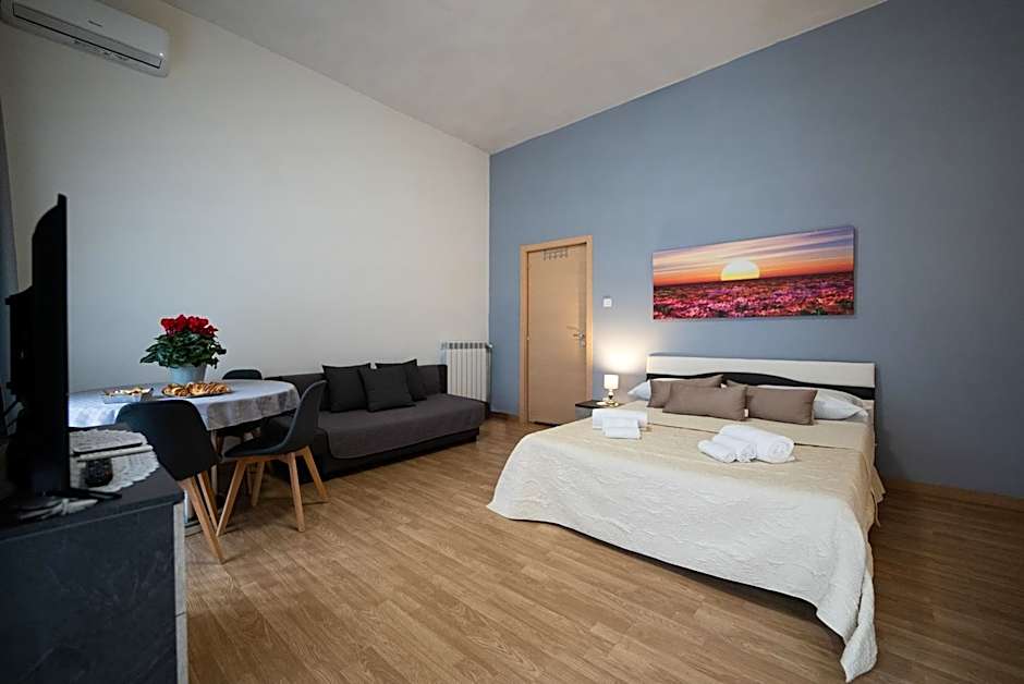 Home Joséphine - CASERTA