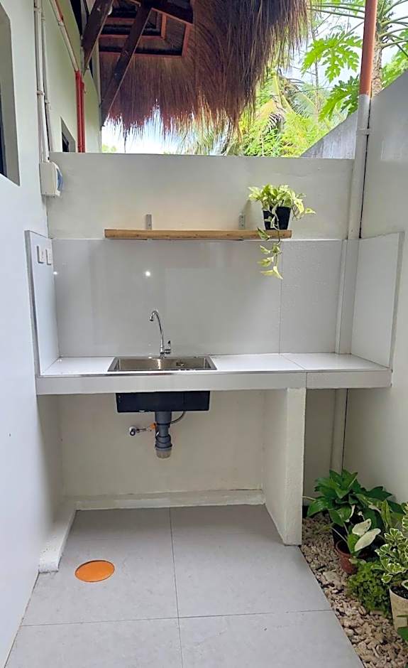 Sabas Beach and Campsite