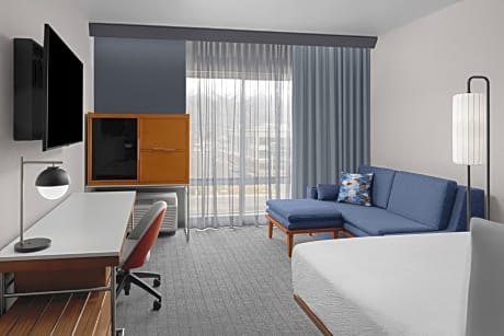King Room with Sofa Bed and Roll-in Shower - Mobility Accessible