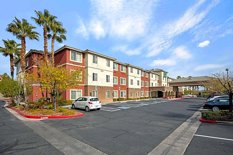 La Quinta by Wyndham Las Vegas RedRock/Summerlin