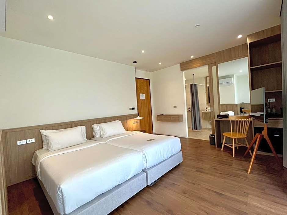 Shanti-Retreat Hotel