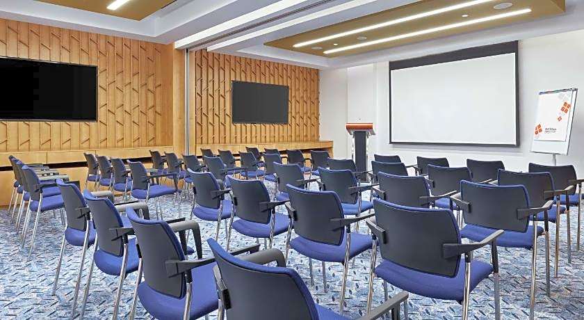 Hilton Garden Inn Muscat Al Khuwair