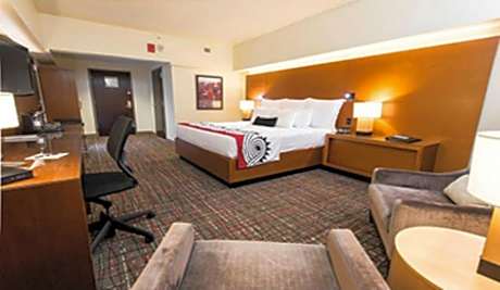 King Room - Disability Access Cherokee Tower