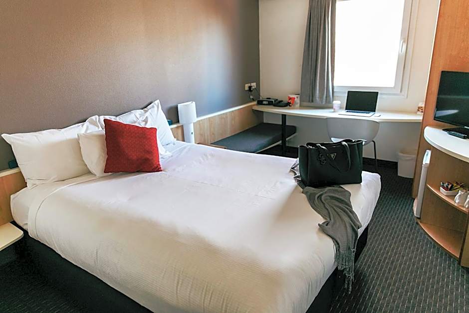 ibis Newcastle