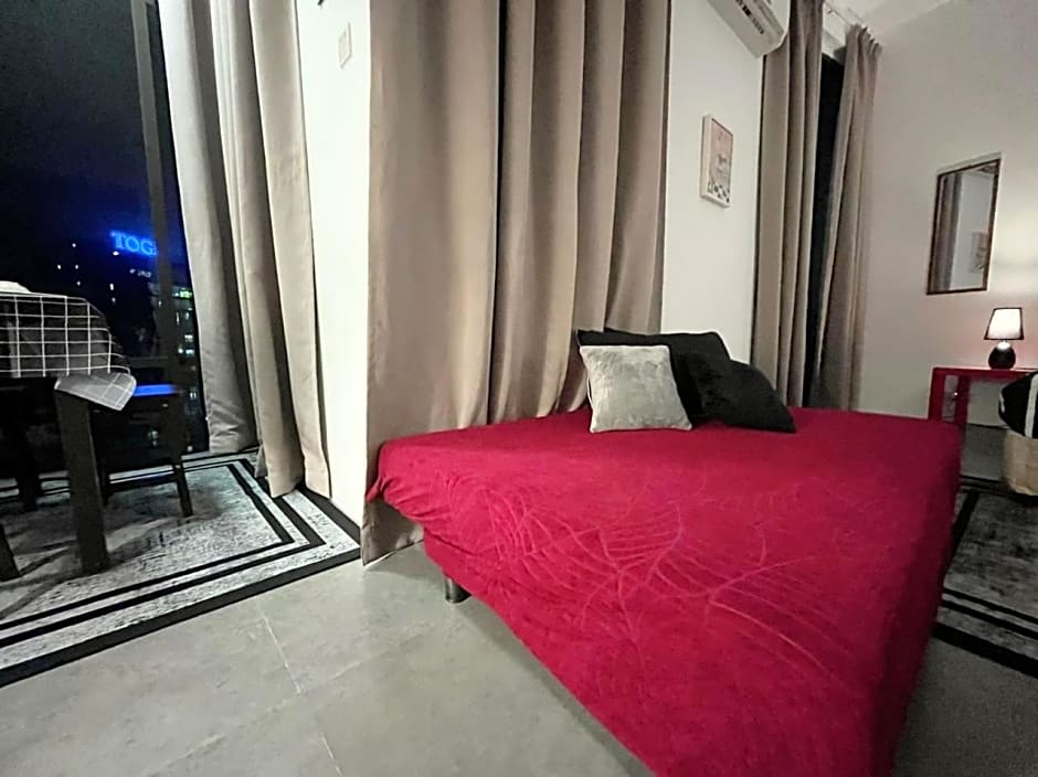 Immense Studio EmpireDamansara/WiFi/Netflix