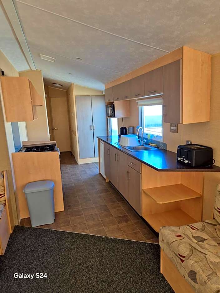 AJ Ray Properties A8