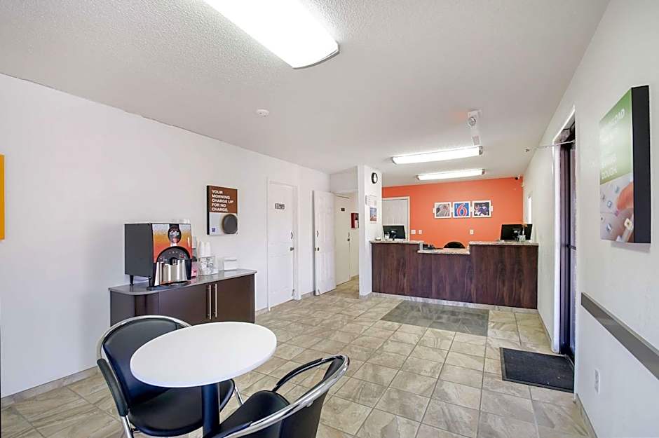 Motel 6-Charles Town, WV