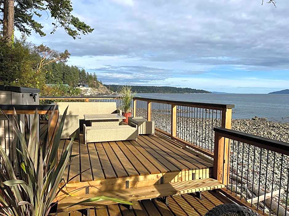 Malaspina Strait Tiny Home