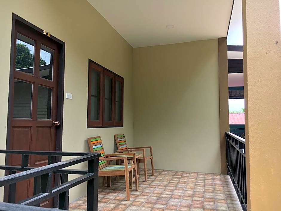 Captan Home