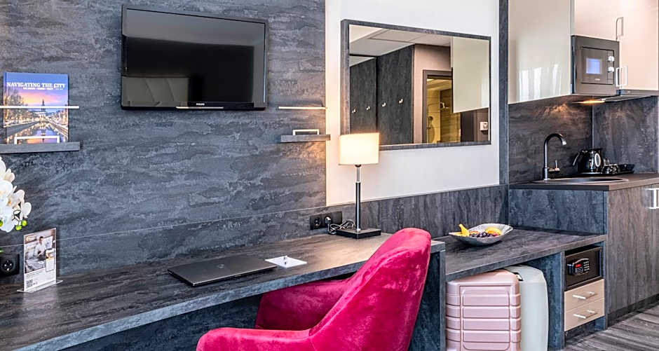 PLAZA Premium Grand Winston