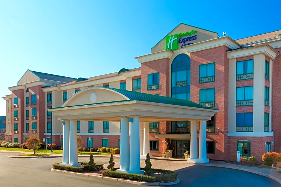 Holiday Inn Express Hotel & Suites Warwick-Providence Airport