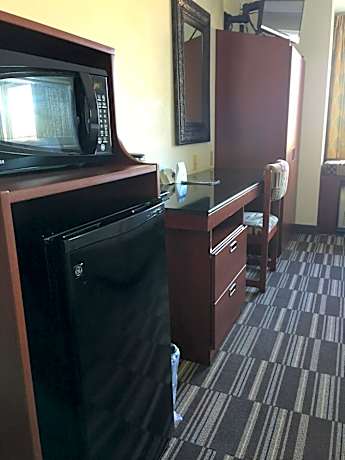 2 Queen Beds Non-Smoking