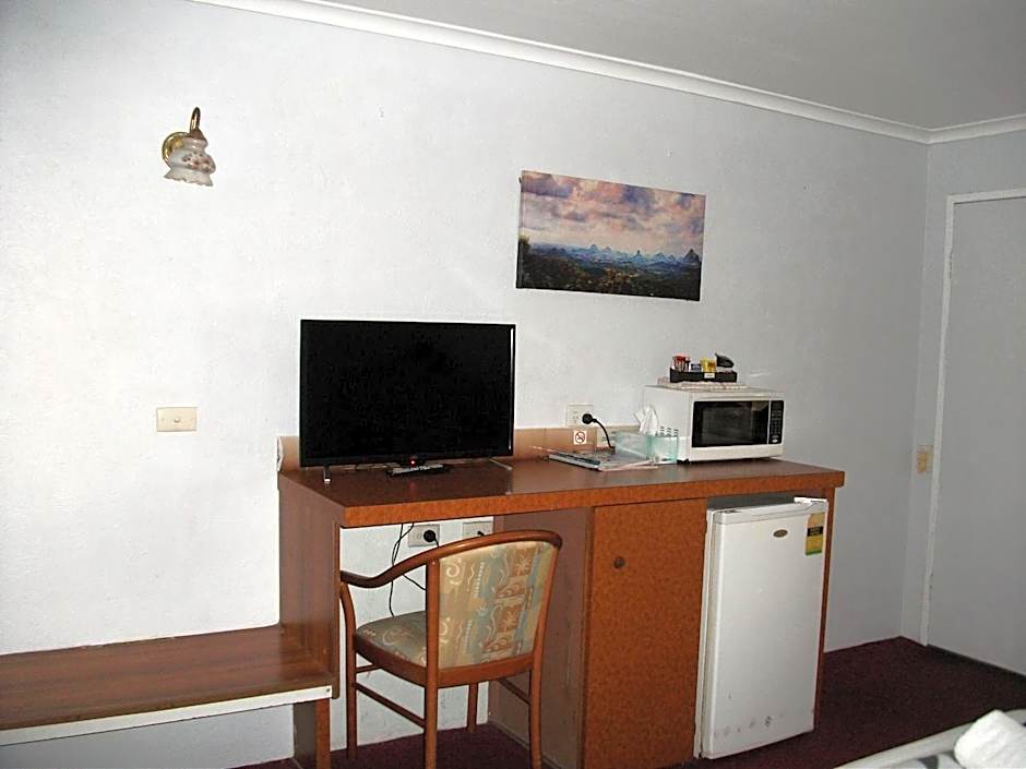 Beerwah Glasshouse Motel