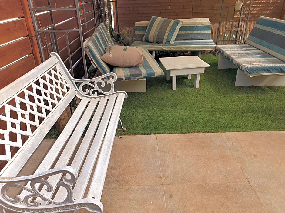 Zimmer Belev HaKikar- Dead sea