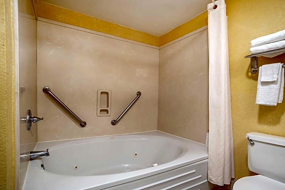 Best Western Plus Oak Mountain Inn