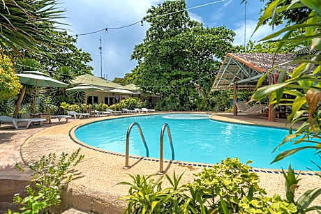 The Sharks Tail Dive Resort