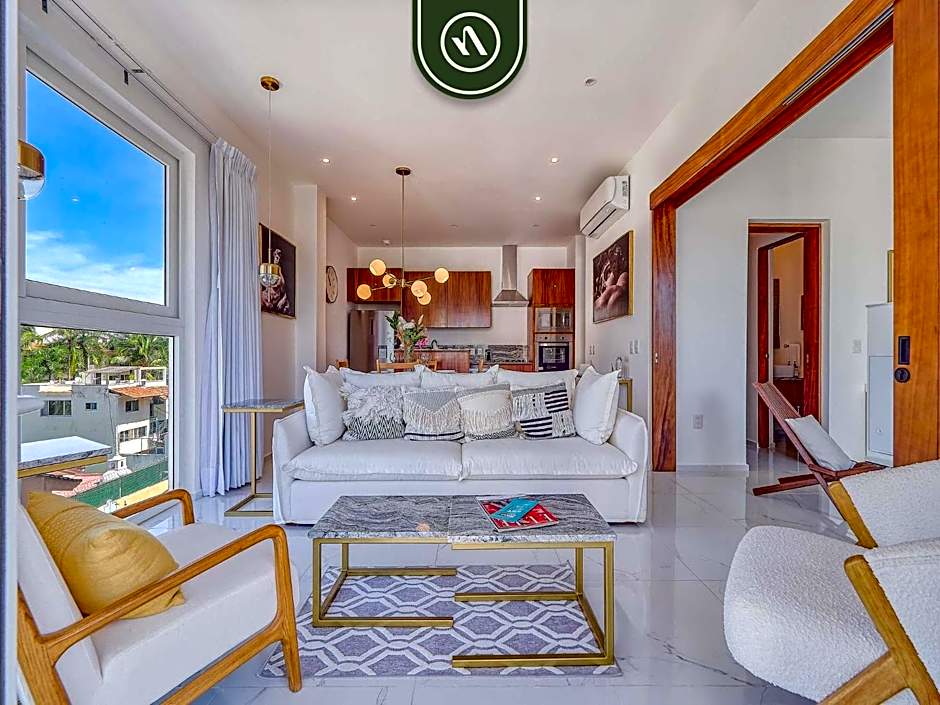 Great Design 1BR Condo - Rooftop pool