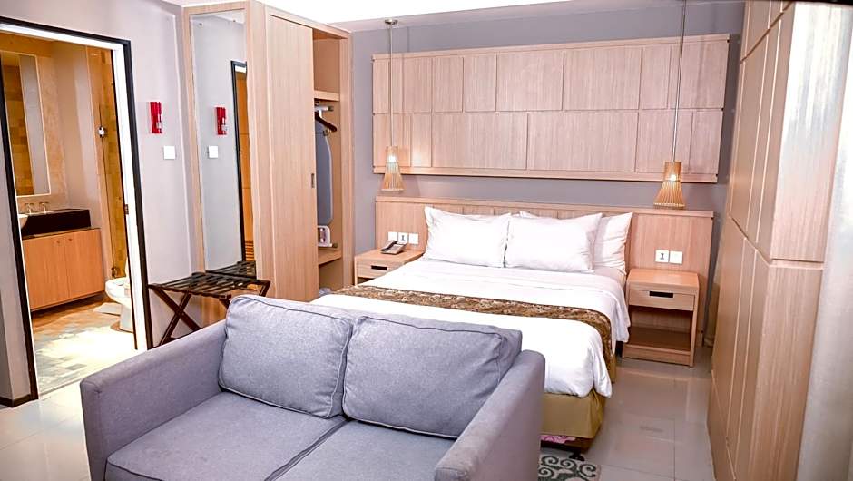 Golden Tulip Balikpapan Hotel & Suites