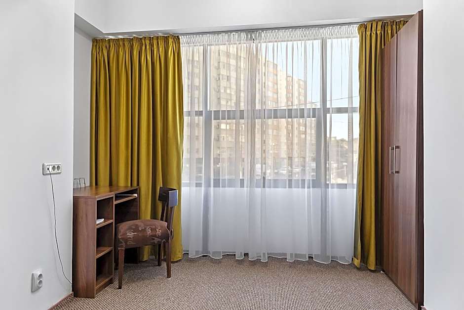 Lina Hotel