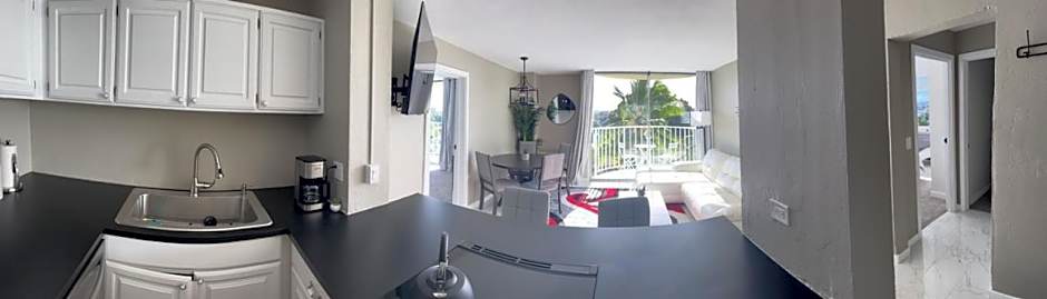 Stunning Views Best location in Hilo 2BR modern Condo