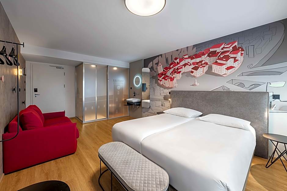 Photo 1 of 8 of Superior 1 Double Bed, Castle View