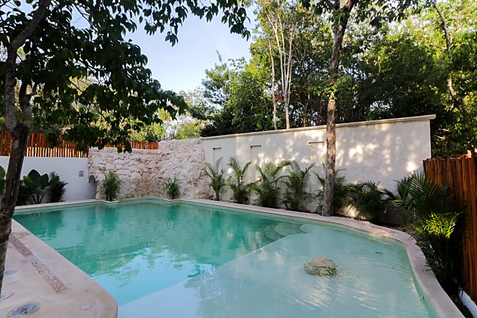 Niik Tulum