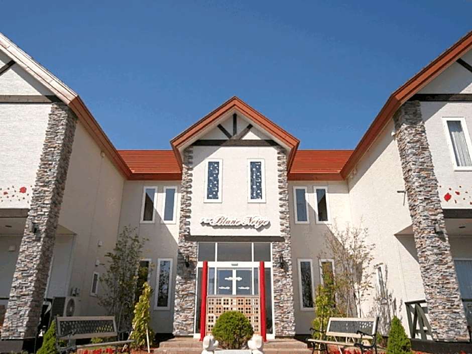 Petit Hotel Blane Neige