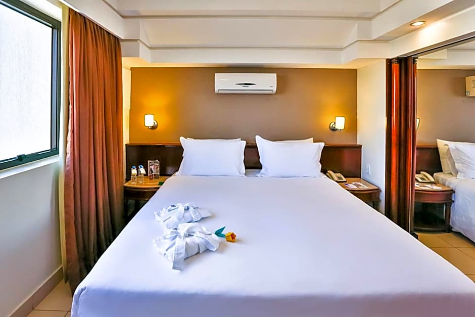 Golden Tulip Goiania Address