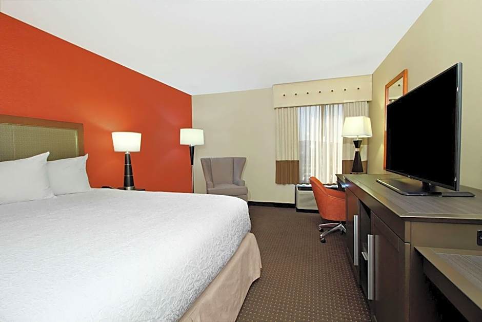 Hampton Inn By Hilton Columbus-Airport