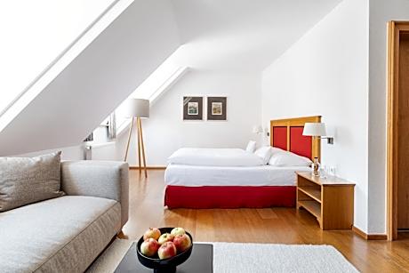 Superior Family Room