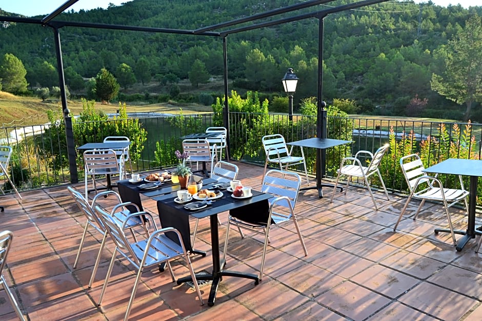 La Figuerola Hotel & Restaurant