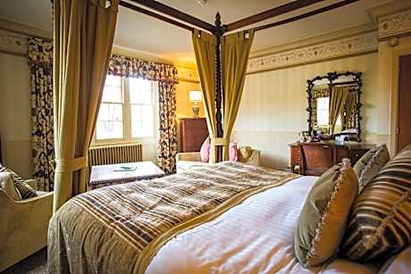 Deluxe Double Room with Bath