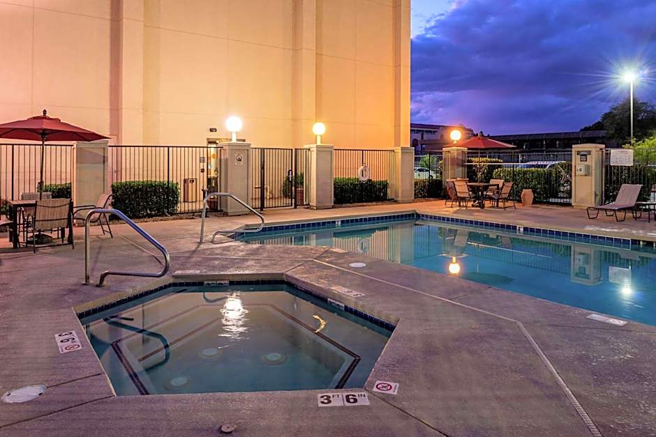 Hampton Inn Albuquerque-University/Midtown