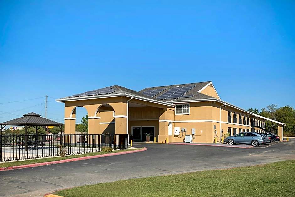 Red Roof Inn Canton, TX