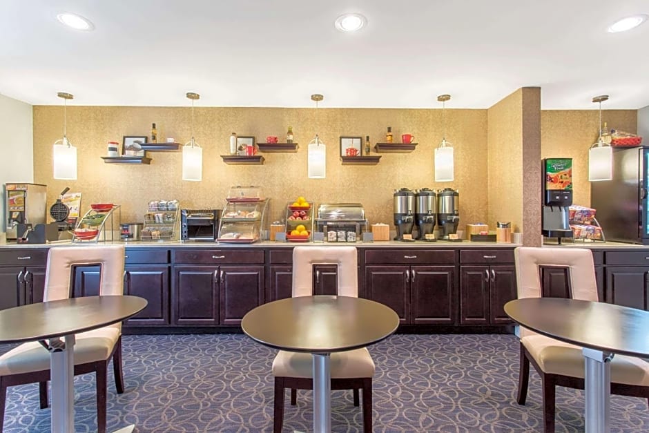 Hawthorn Suites Sterling Dulles North