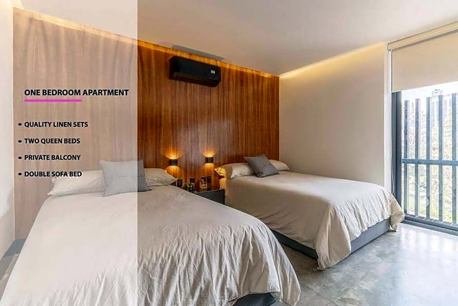 L301 1Bdrm 1bath fits 6 AC Rooftop views