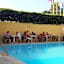Caner Hotel