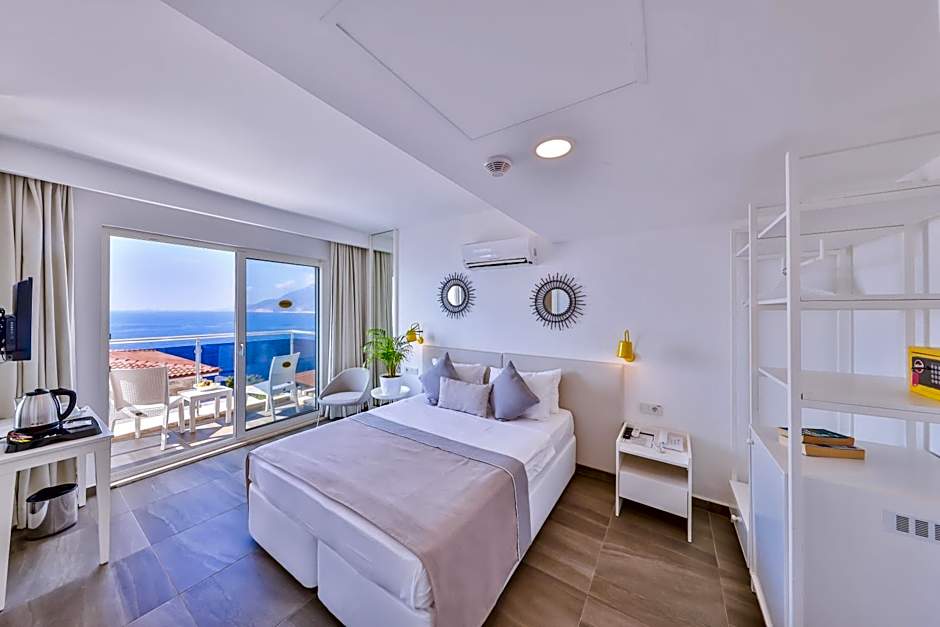 Photo 1 of 9 of Deluxe, Sea View