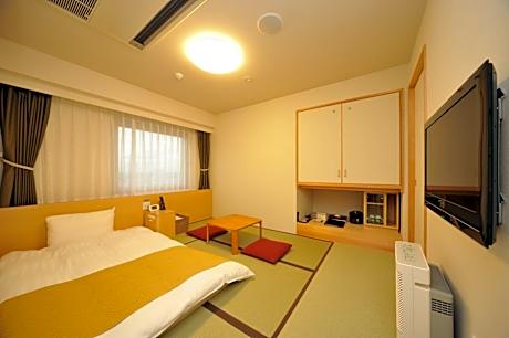 Japanese-Style Twin Room with Private Bath Room- Non-Smoking